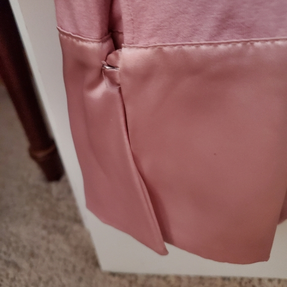 Top - Picture 2 of 3